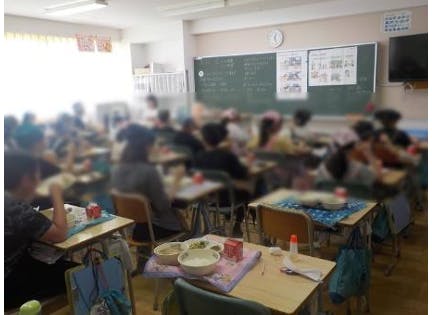 苫小牧市内の学校給食の様子