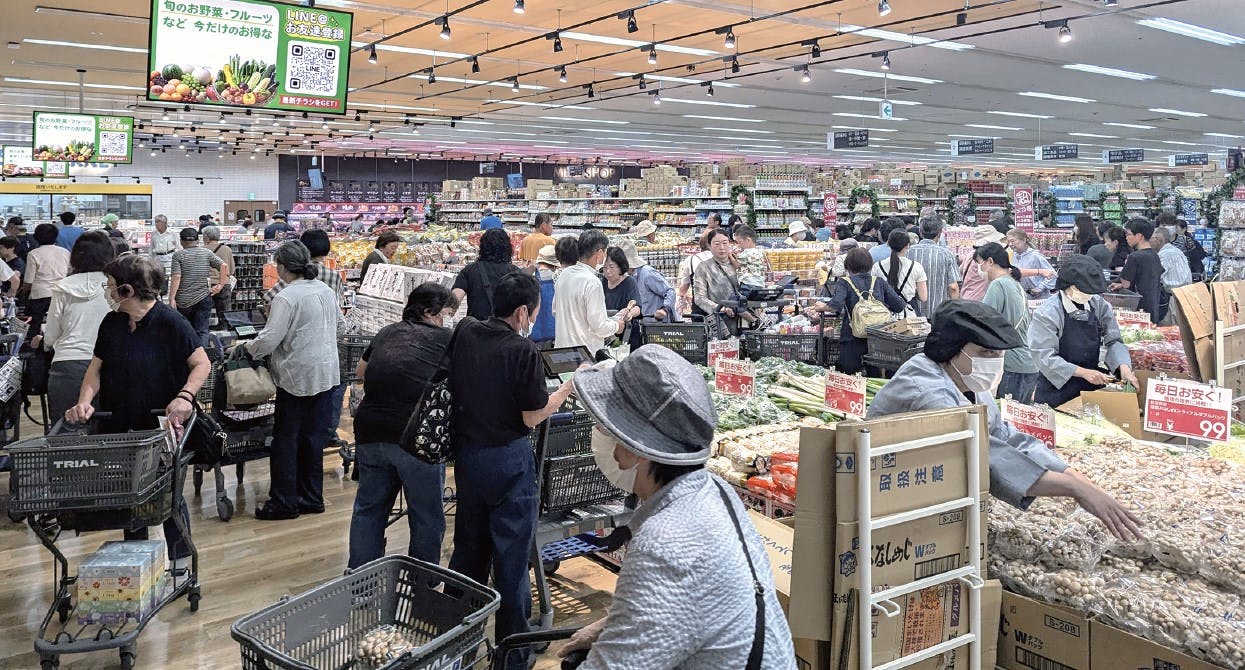 食品スーパー店内の様子