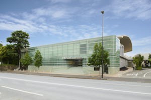 ファミリーマート明治神宮外苑/S店