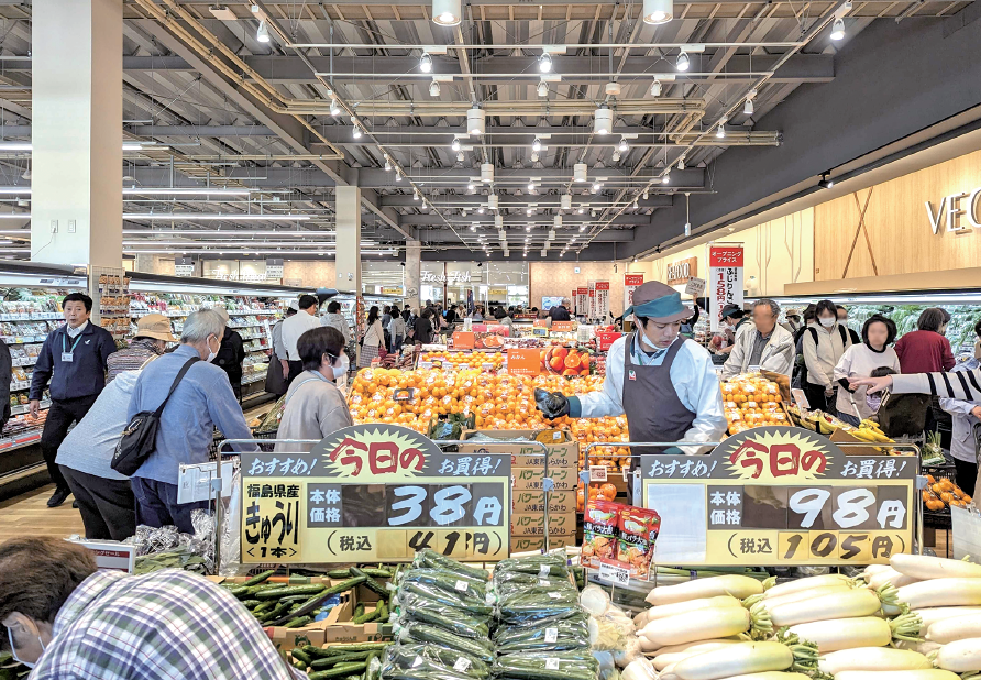 ヨークベニマル泉玉露店の「スケルトン天井」