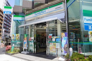 ファミリーマート