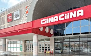 ロピア屯田店外観