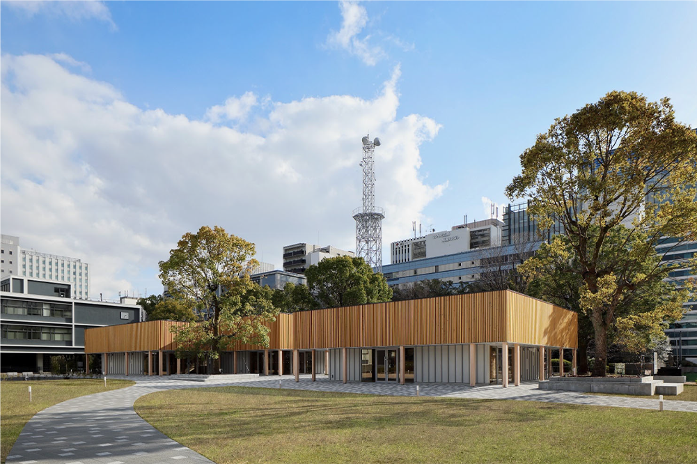 鯉城通りから見た「MOTOMACHI CONNECT」