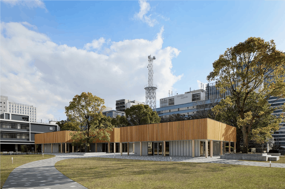 鯉城通りから見た「MOTOMACHI CONNECT」