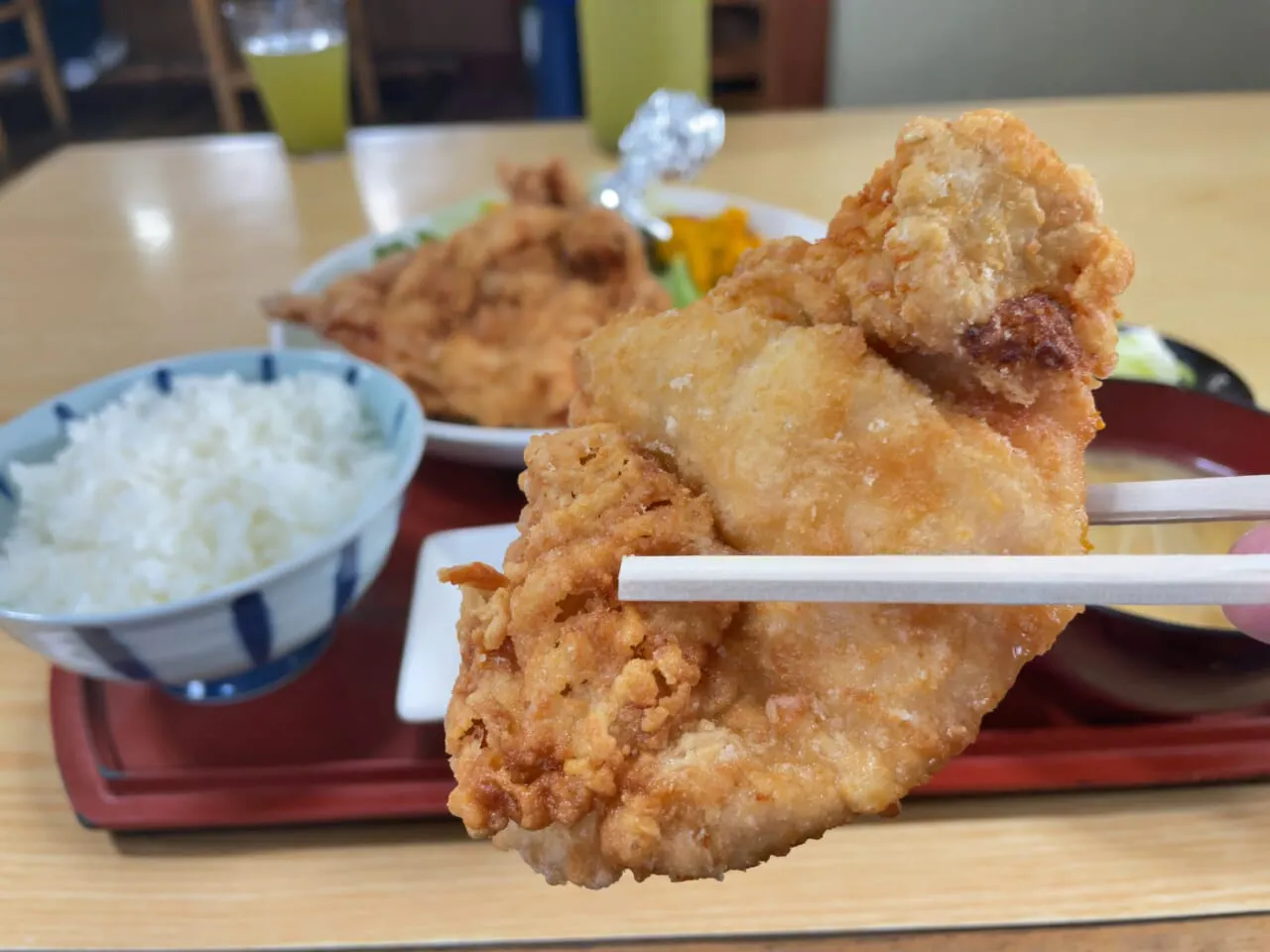 長野・塩尻のアットホームな定食屋で、ワイルドな郷土料理「山賊焼」をいただく _流通・小売業界 ニュースサイト【ダイヤモンド・チェーンストアオンライン】のサムネイル画像