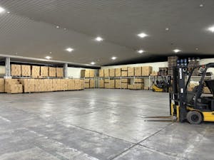 須崎青果市場内