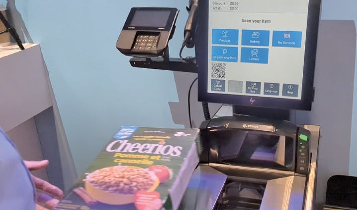アマゾン・ウェブ・サービスが展示していたフルセルフレジのデモ