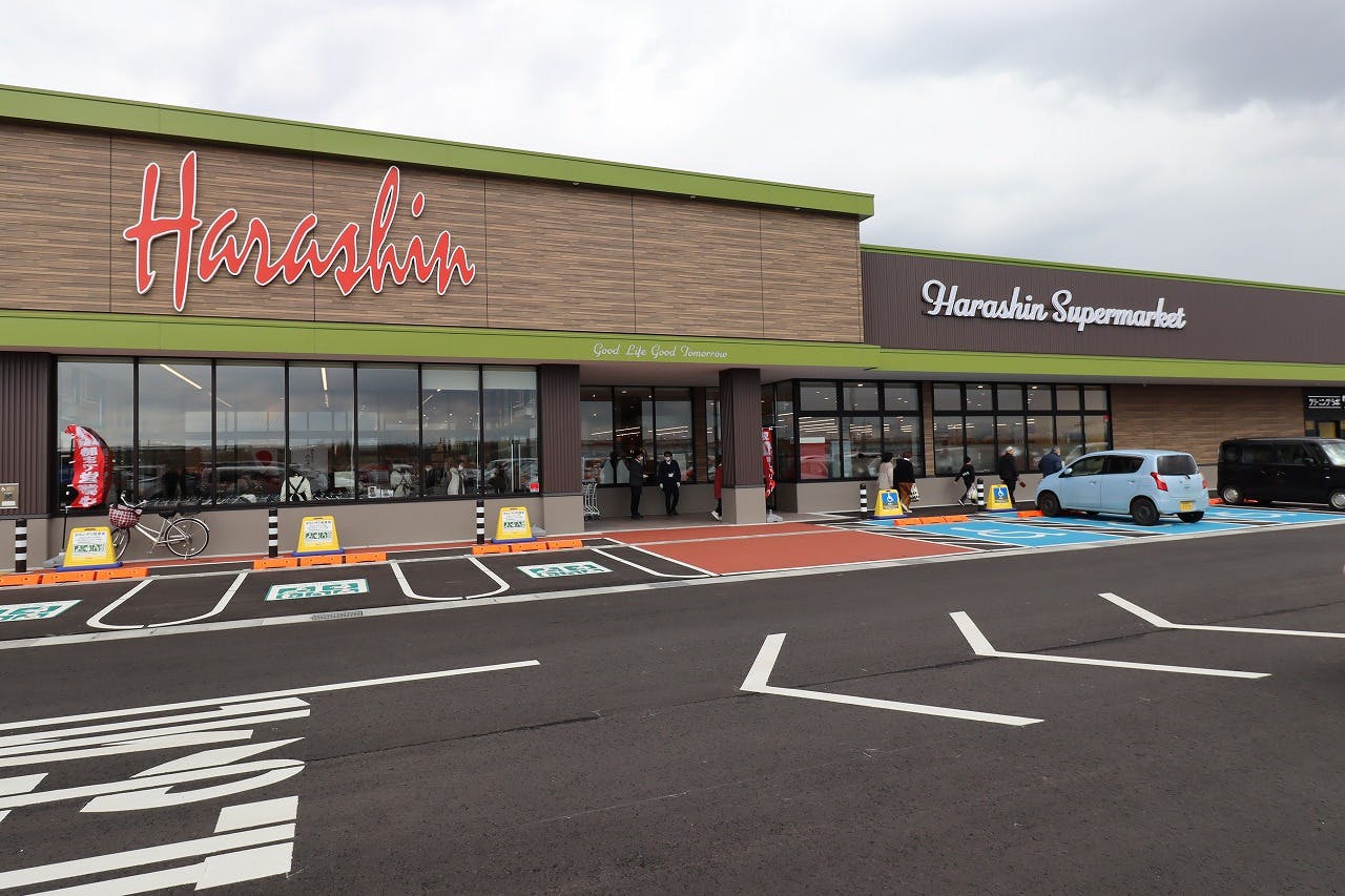 原信阿賀野店外観