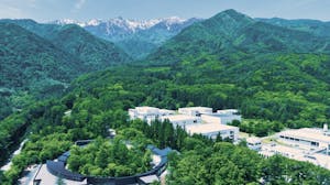 くらすわの森外観