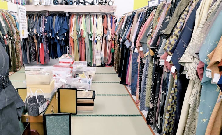 ハードオフの店内