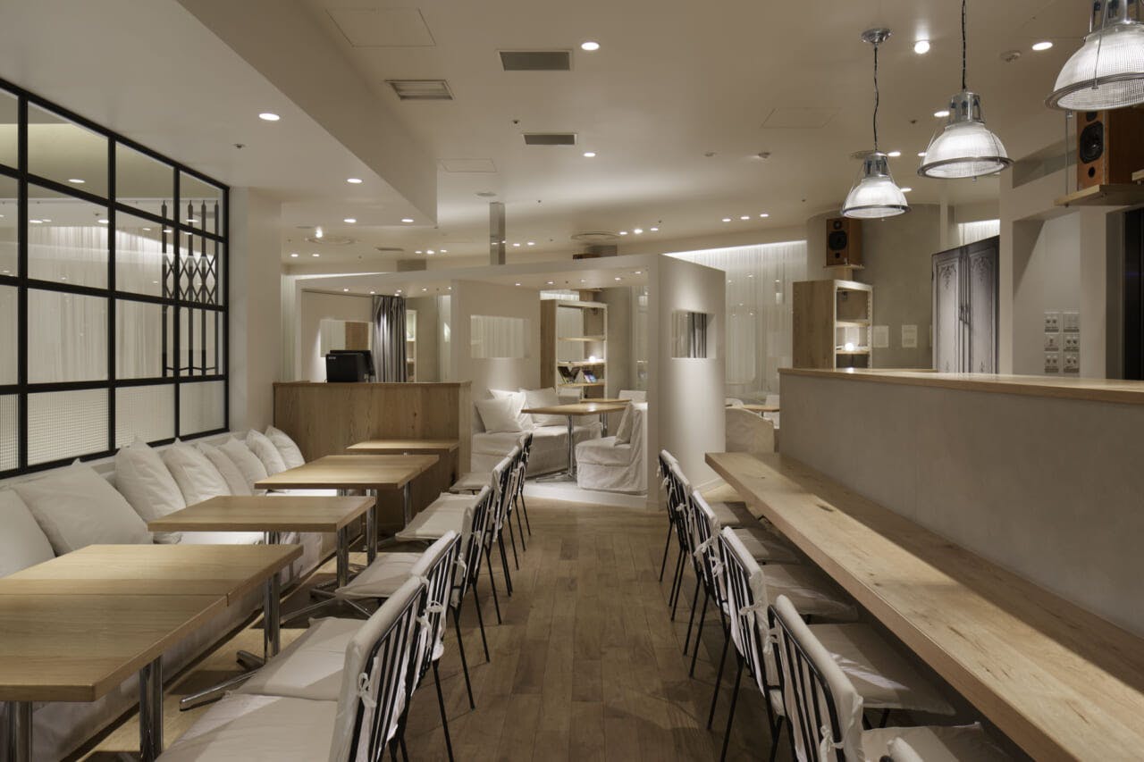 24/7 café apartment 有楽町内観