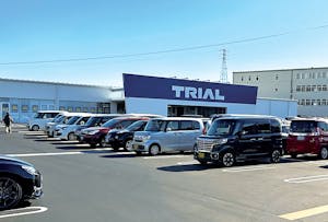 スーパーセンタートライアル浜松若林店外観