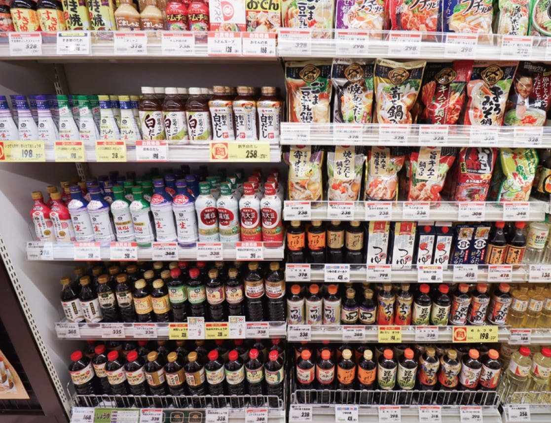 コープ幕張駅北口店の醤油の定番売場