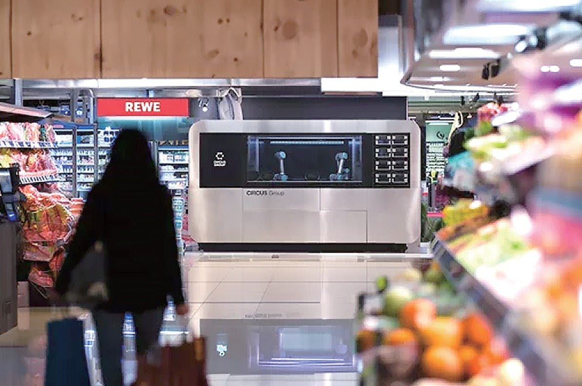 レーヴェ店内