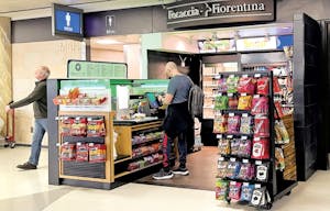 デモインズ空港内の無人店舗