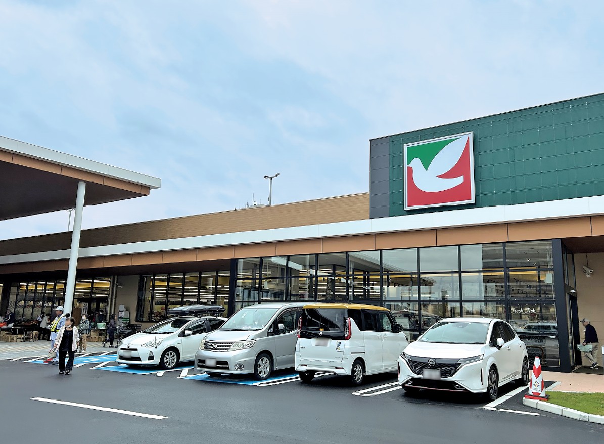 ヨークベニマルミライト一条店外観