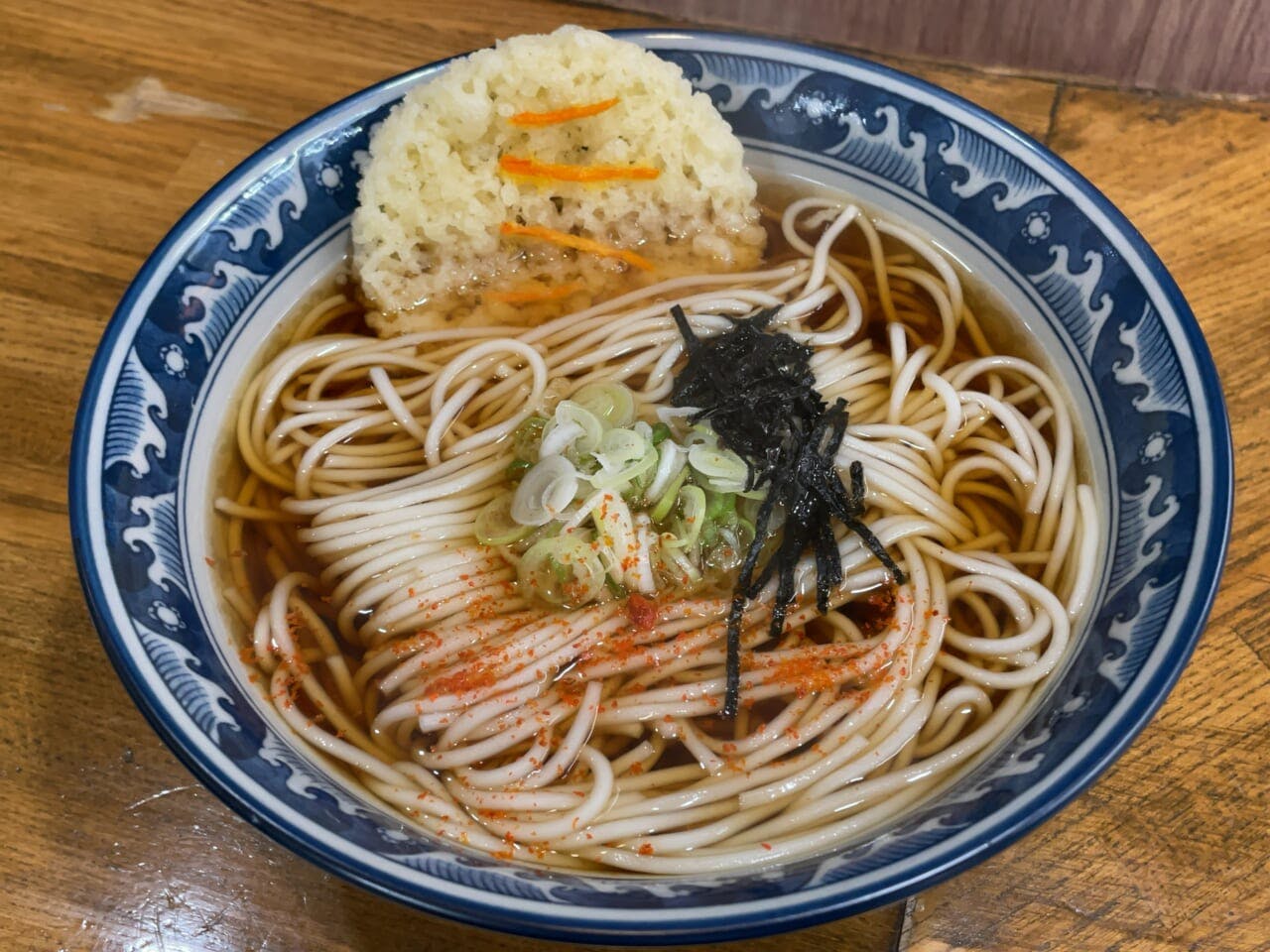 食欲を喚起する見た目の「津軽 幻のそば」