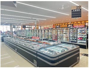 マルナカ観音寺駅南店 売場