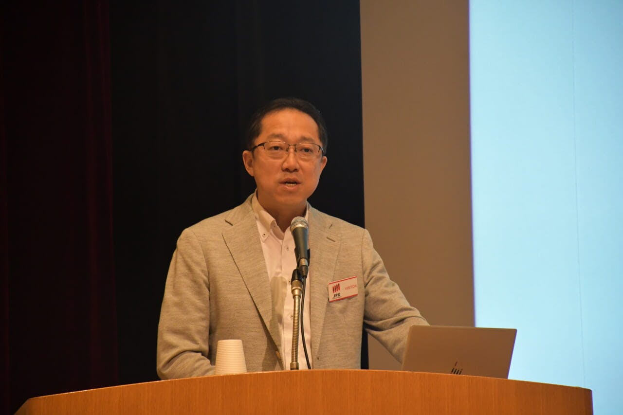 クスリのアオキ代表取締役社長を務める青木宏憲氏