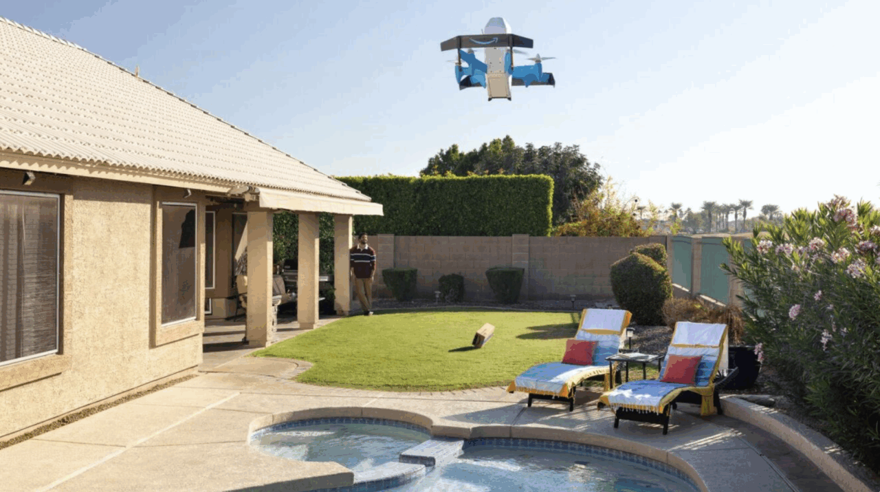 米アマゾン（Amazon.com）はドローン配送サービスにおいて、リチウムイオンが踏査された商品の配送が可能になった