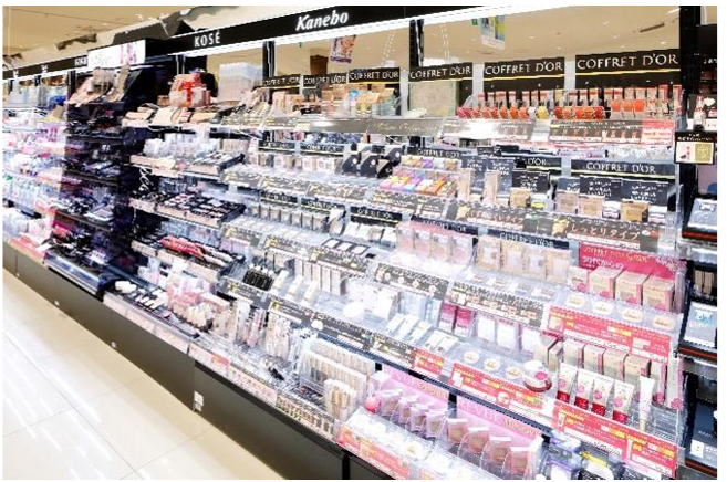 クスリのアオキ　売り場イメージ