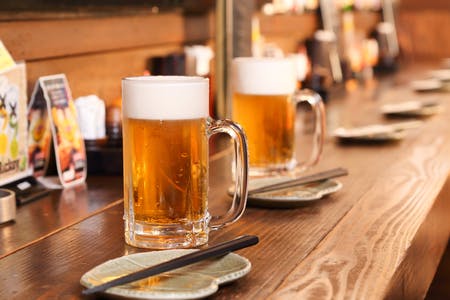 居酒屋のカウンター（イメージ）