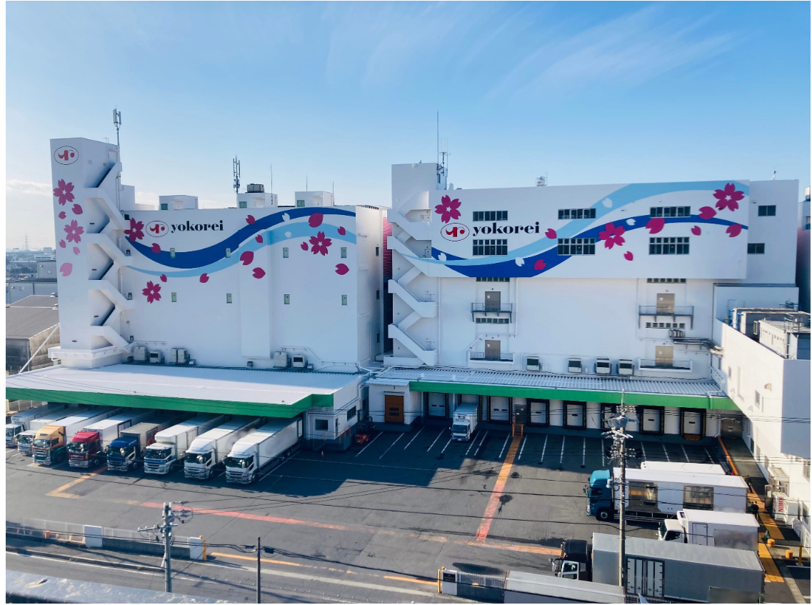 日本アクセスの中部フローズンマザー物流センター（横浜冷凍株式会社　小牧物流センター内）