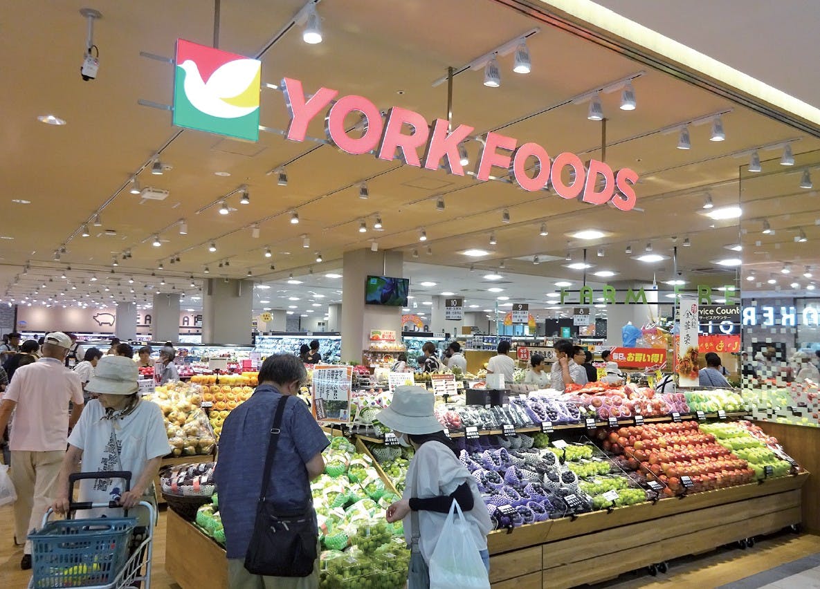 ヨークフーズMARK IS葛飾かなまち店入口