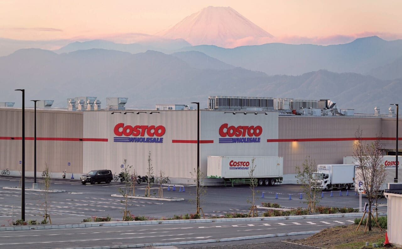 「コストコ南アルプス倉庫店」外観