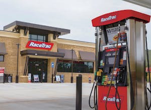 レーストラック外観