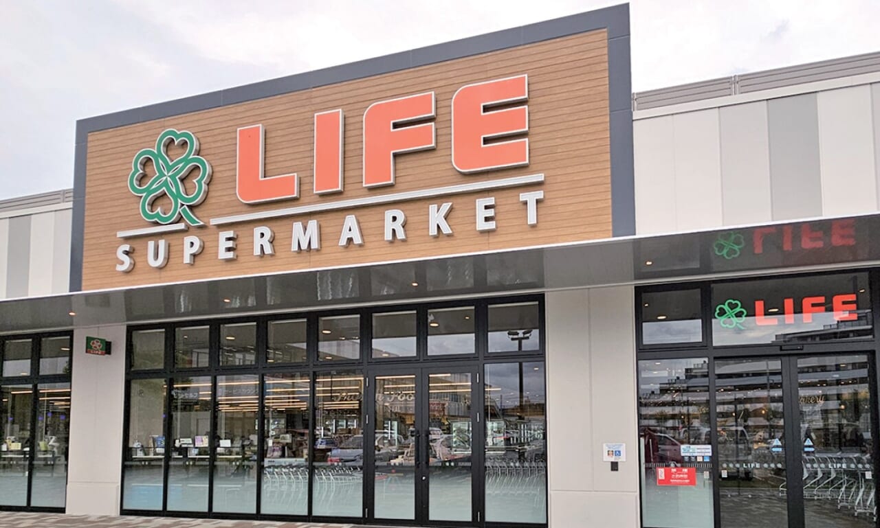 ライフソコラ所沢店外観