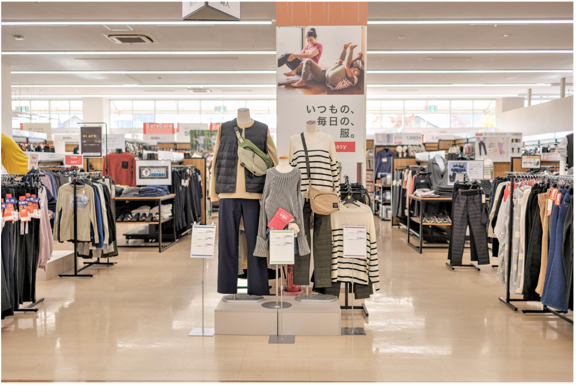 ホームズ草加舎人店「N easy」売場