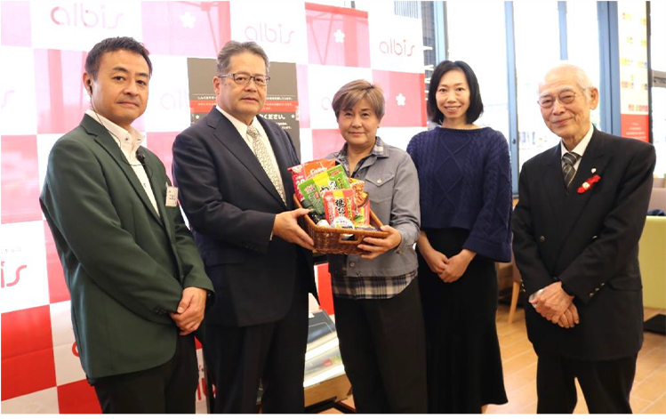 アルビス太閤山店に常設フードドライブの回収ボックスを設置