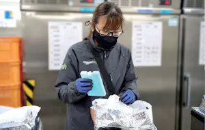 Amazonジャパンが提供するサンプリングサービスは冷蔵品・冷凍品にも対応する