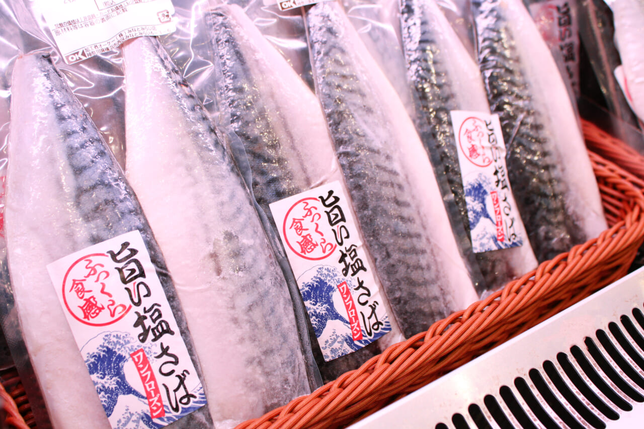 ワンフローズン商品の中でも人気の高い「冷凍 旨い塩さば(ワンフローズン) 2枚」