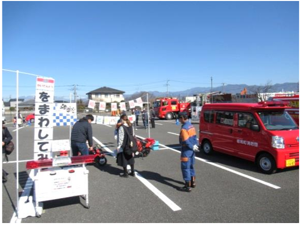 イオンモール甲府昭和で開催した消防フェスティバル